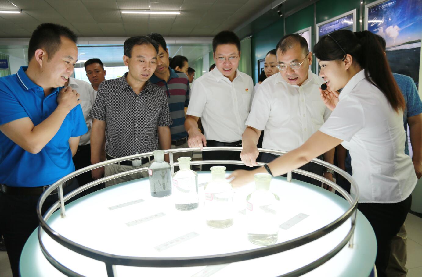 2016年9月，时任湖南省怀化市委常委、组织部部长，现任郴州市市委常委、组织部部长江波莅临星空官方版网站登录入口-星空(中国)视察.JPG